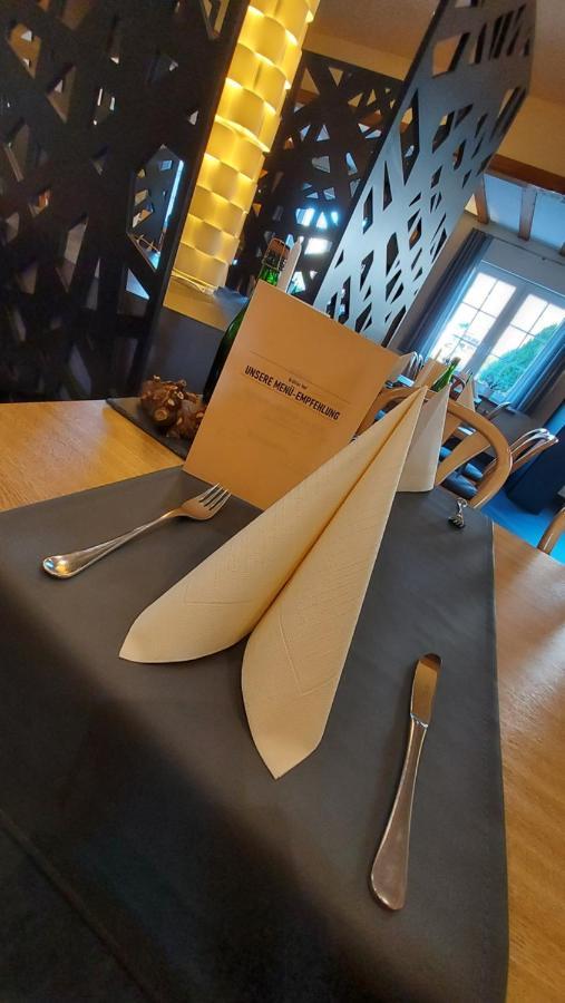 וינטריך Hotel & Restaurant Bruehler Hof מראה חיצוני תמונה