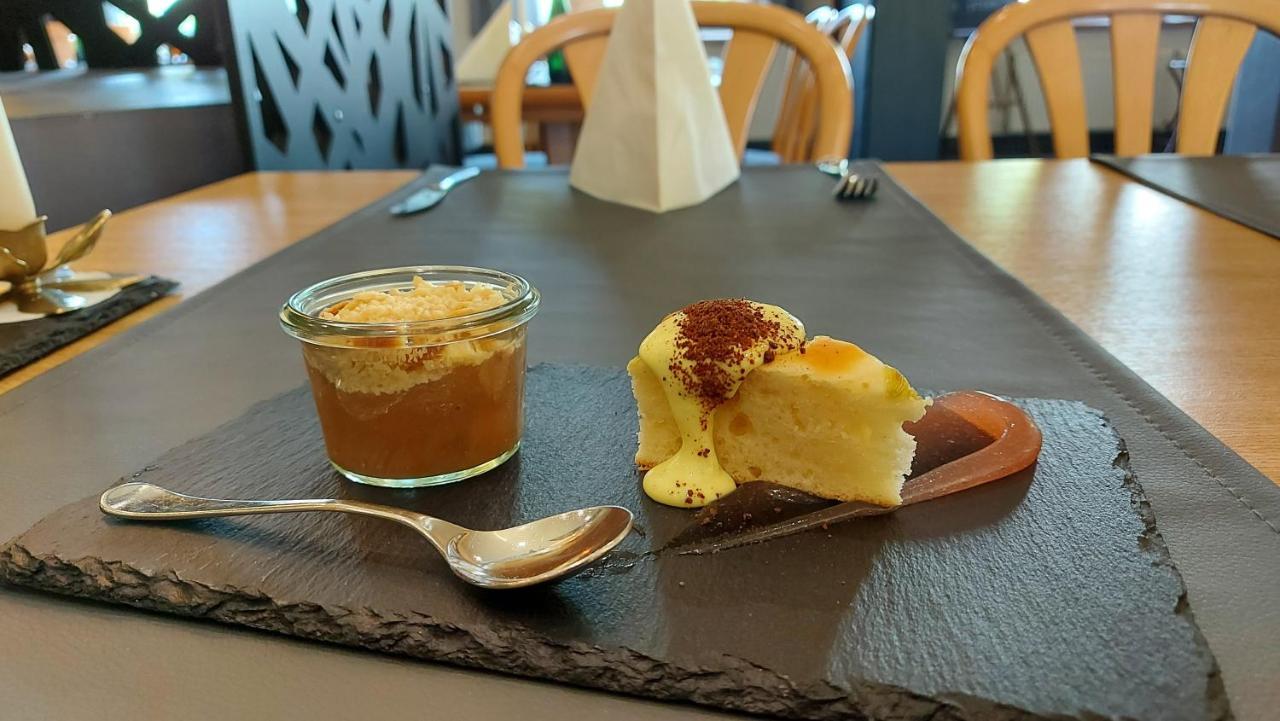 וינטריך Hotel & Restaurant Bruehler Hof מראה חיצוני תמונה
